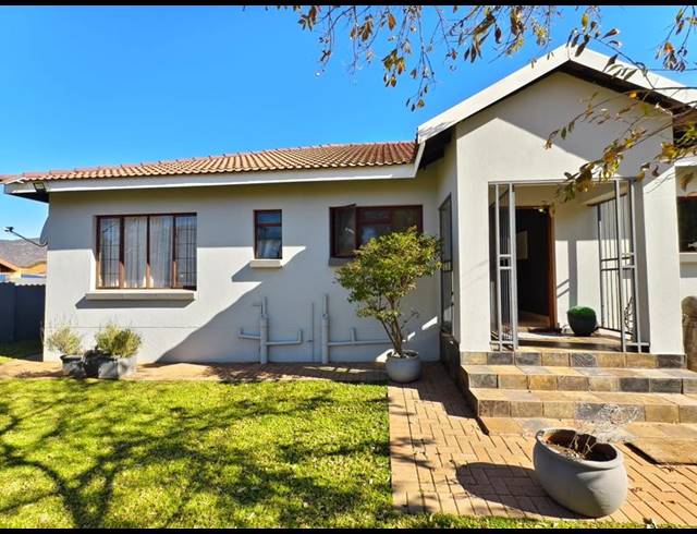 3 BEDROOM HOUSE FOR SALE IN THABAZIMBI